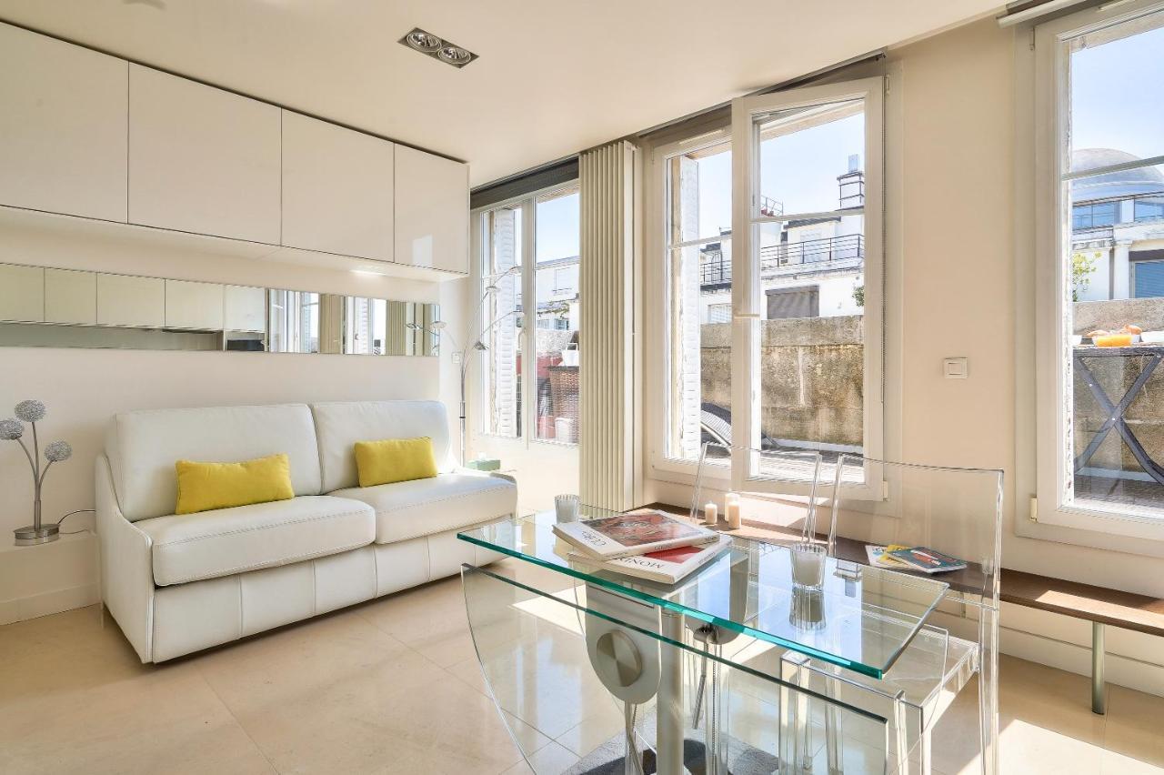 Designed Studio With Ac-Terrasse Vue Tour Eiffel Париж Екстериор снимка