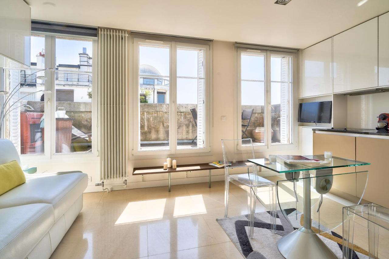 Designed Studio With Ac-Terrasse Vue Tour Eiffel Париж Екстериор снимка
