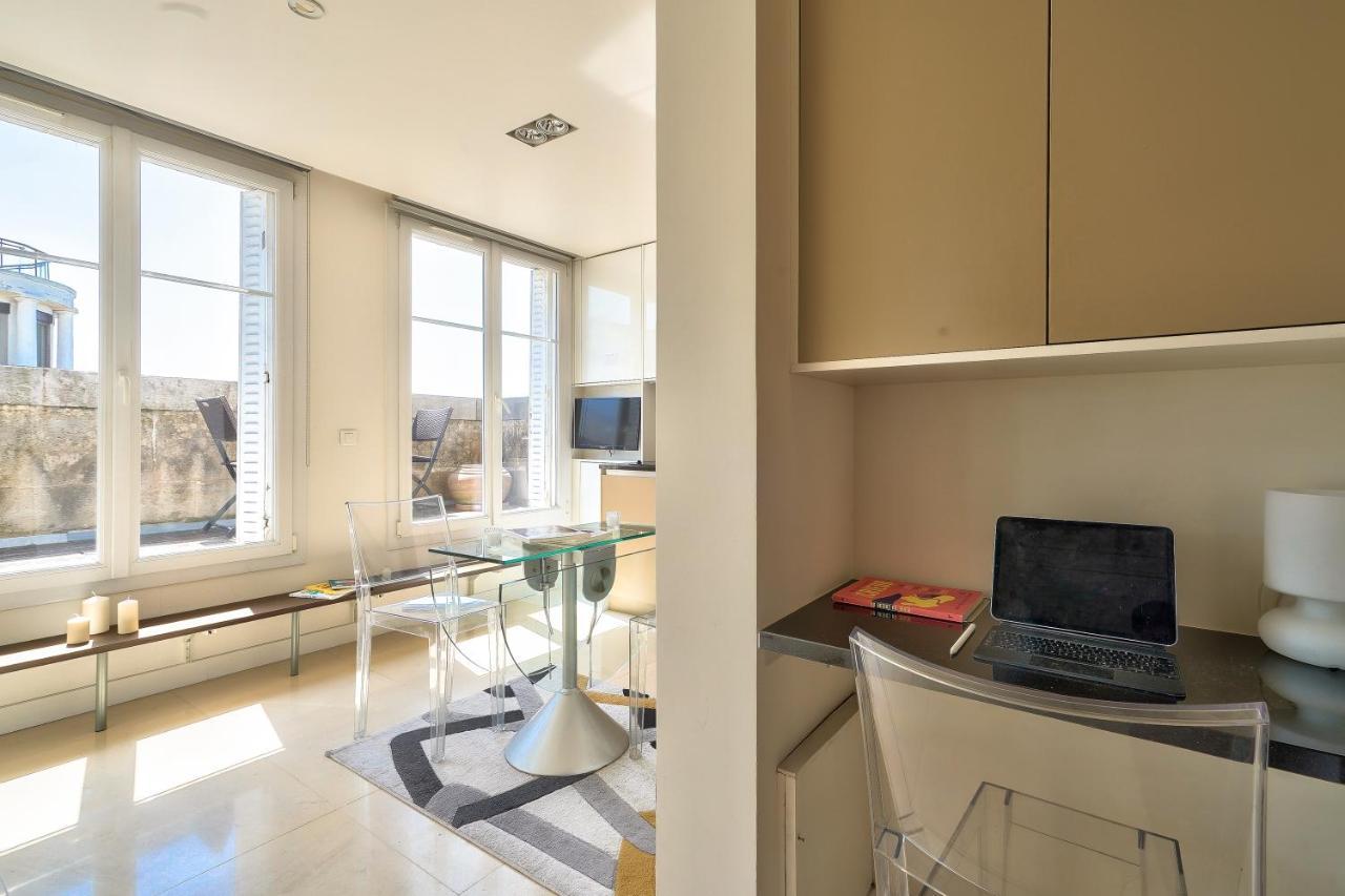 Designed Studio With Ac-Terrasse Vue Tour Eiffel Париж Екстериор снимка