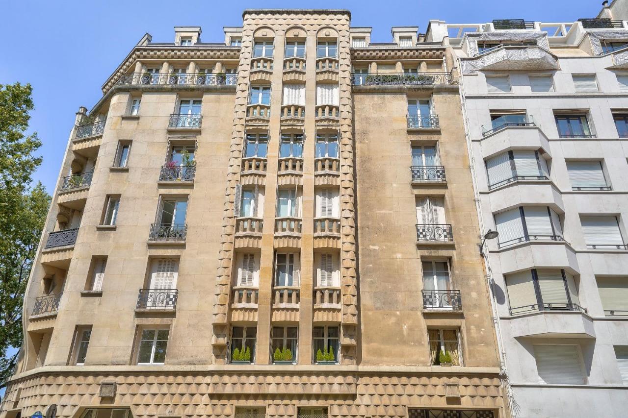 Designed Studio With Ac-Terrasse Vue Tour Eiffel Париж Екстериор снимка